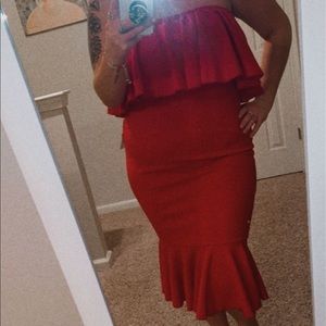 Beautiful cocktail dress never worn out